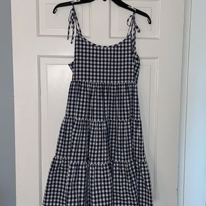 Vineyard Vines navy & white gingham dress